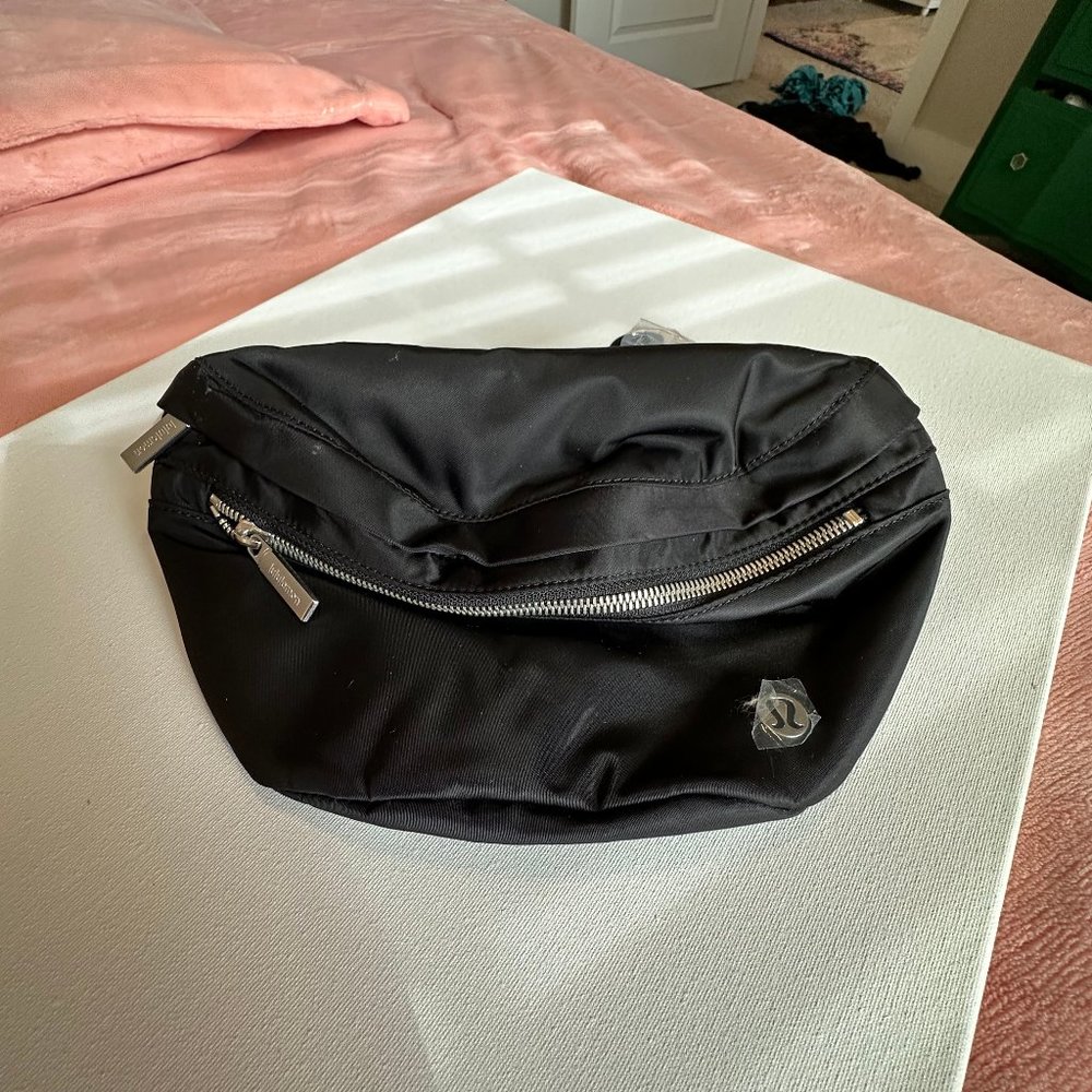 City Adventurer Belt Bag 2.5L